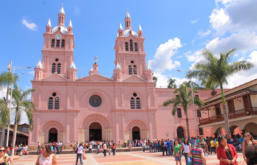 Much of the city's fame is due to the Basilica of Our Lord of the Miracles, where you can find pilgrims from all around the world.
