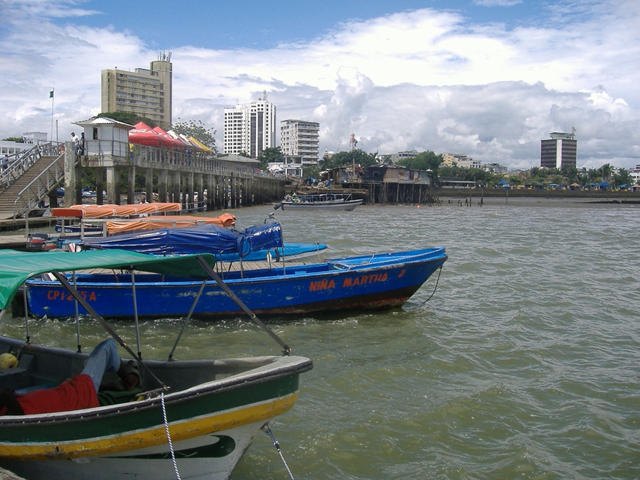 El Muelle Turístico de Buenaventura, es el primer y único muelle turístico flotante en el Pacífico colombiano