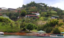 Hoteles en el Lago Calima - Valle del Cauca Colombia