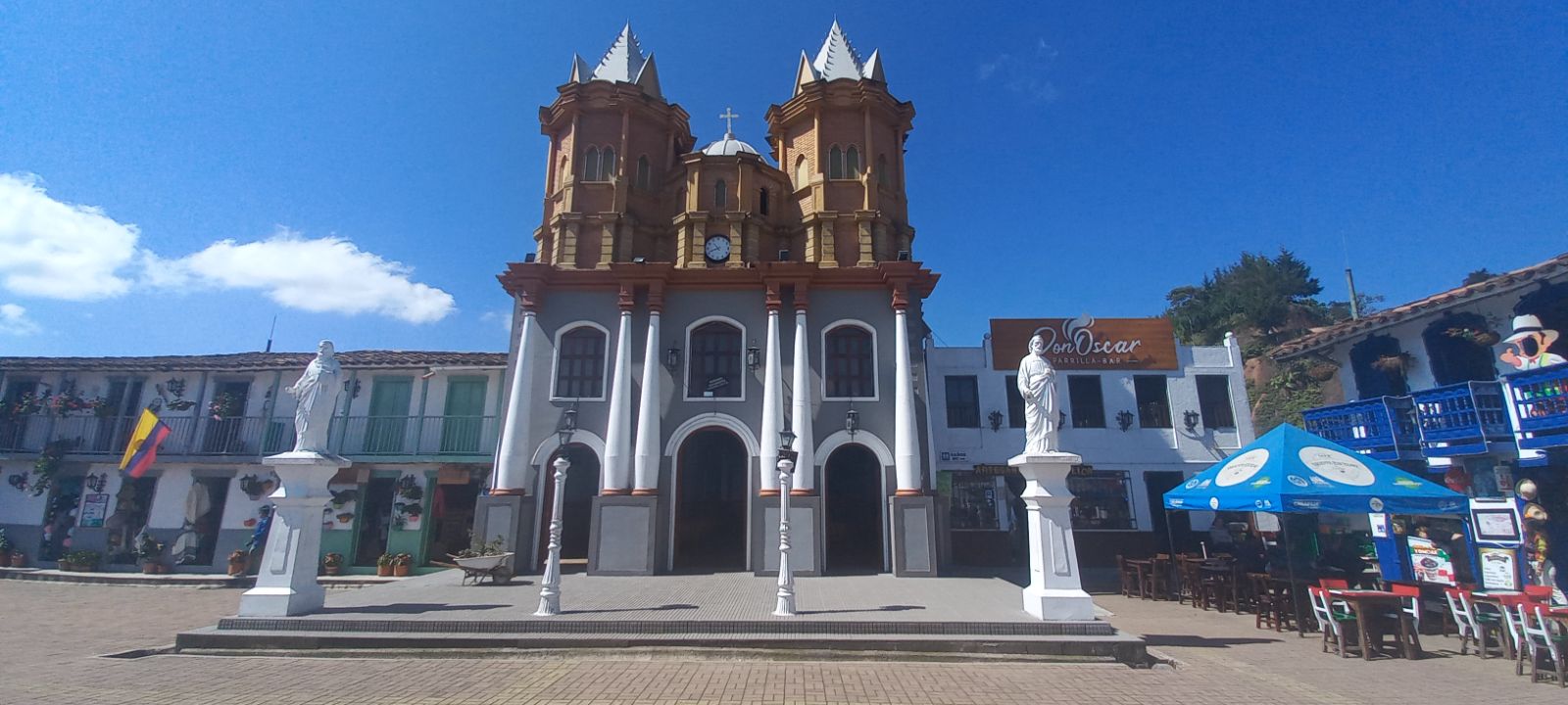 Réplica Viejo Peñol - Guatape Antioquia