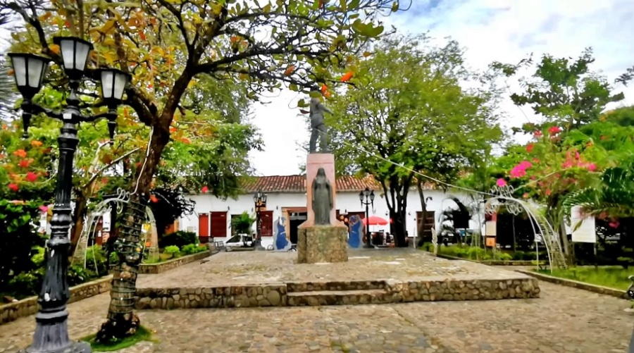 Plaza de la Chinca Santa Fe de Antioquia - Colombia