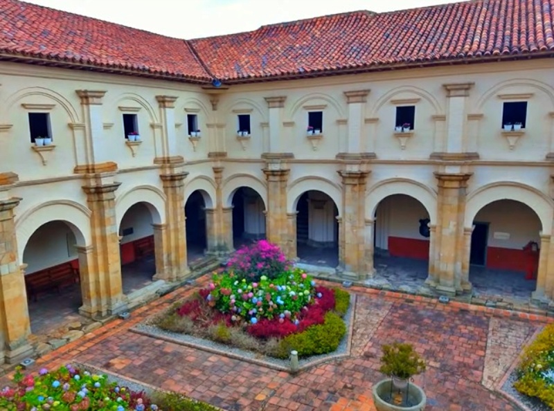 Mongui - Convento De Los Franciscanos