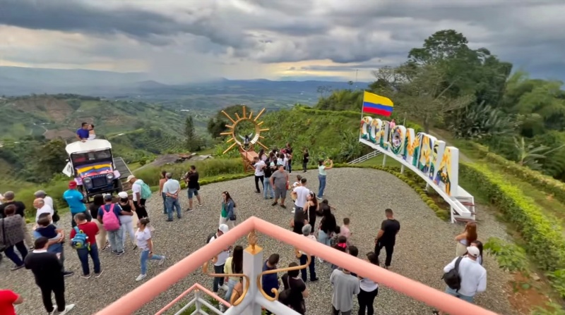 Mirador Casa en el Aire - Buenavista Quindio - Colombia