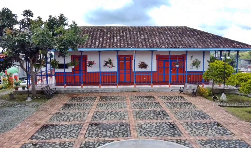 Casa Museo Histórico Cipriano Echeverri - Circasia - Quindio Colombia