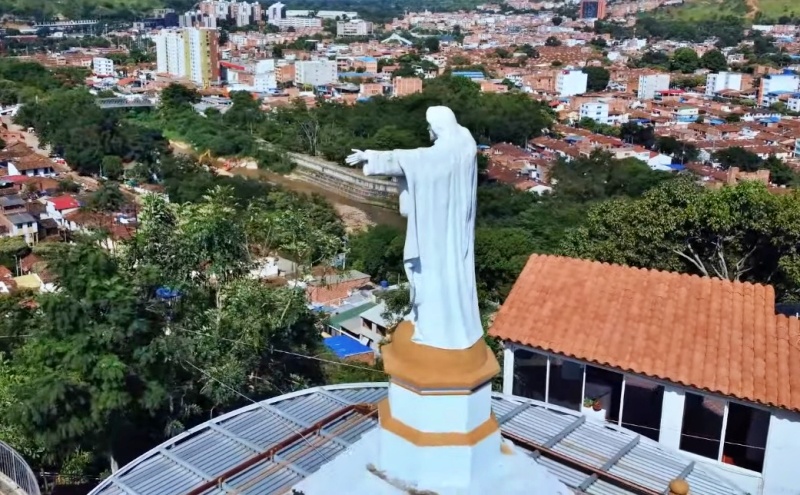 Monumento Al Sagrado Corazón Girón | Santander Colombia