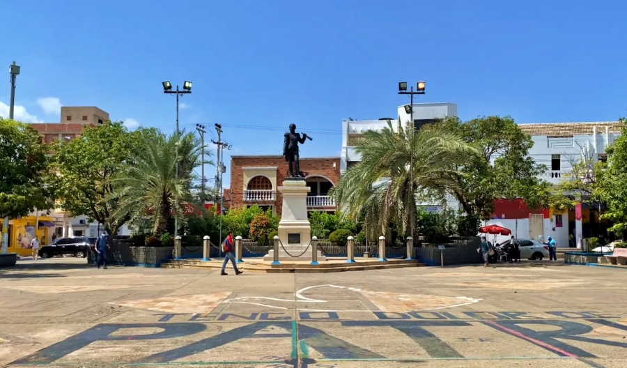 Plaza Jose Prudencio Jose Padilla en Riohacha, Guajira - Colombia