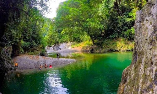 Excursión al cañón del río Achincayá