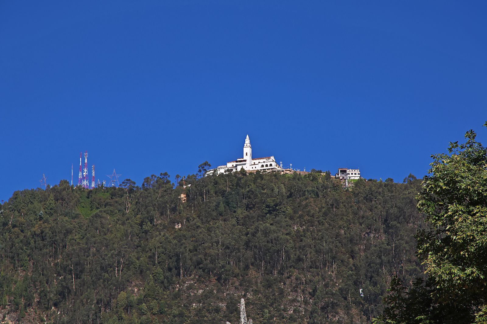 El cerro de Monserrate - Bogota Colombia