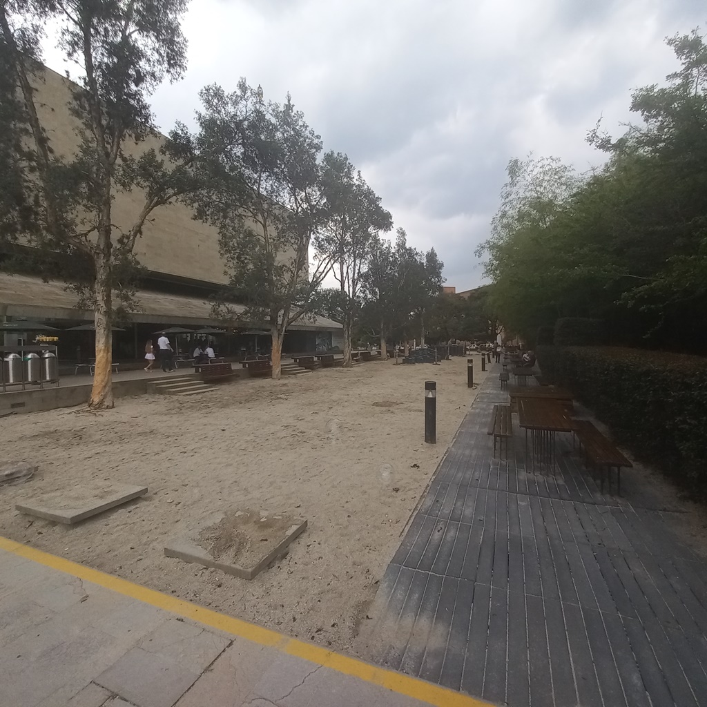Parque de los Pies Descalzos, Medellín Colombia
