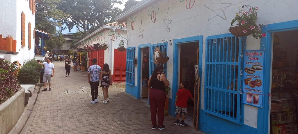Pueblito Paisa es la réplica de un pueblo de antaño