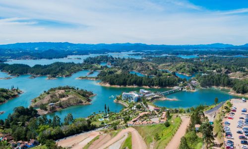 Excursión Guatapé y Medellín
