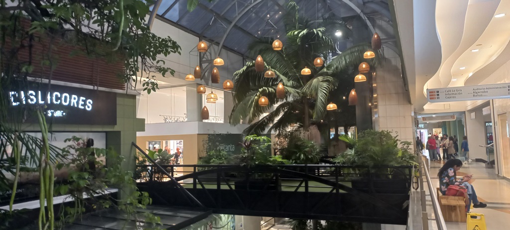 de compras por Medellín