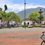 Plaza Pincipal - Plaza Mayor Simon Bolivar - Santa Fe de Antioquia - Colombia