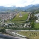 El Aeropuerto Nacional La Nubia es el aeropuerto que sirve a la ciudad de Manizales, Colombia