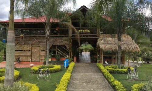 Pasadia Ecoparque Vayjú