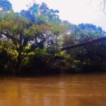 Navega en el río Orteguaza