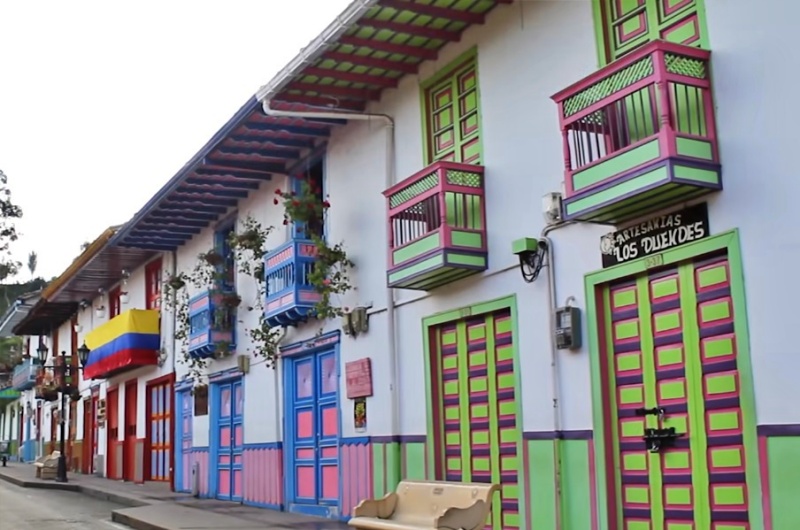 Colombia a través de las costumbres y las tradiciones