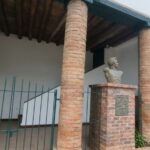 Guaduero es una inspección municipal de Guaduas, Obelisco Jose Antonio Galan.