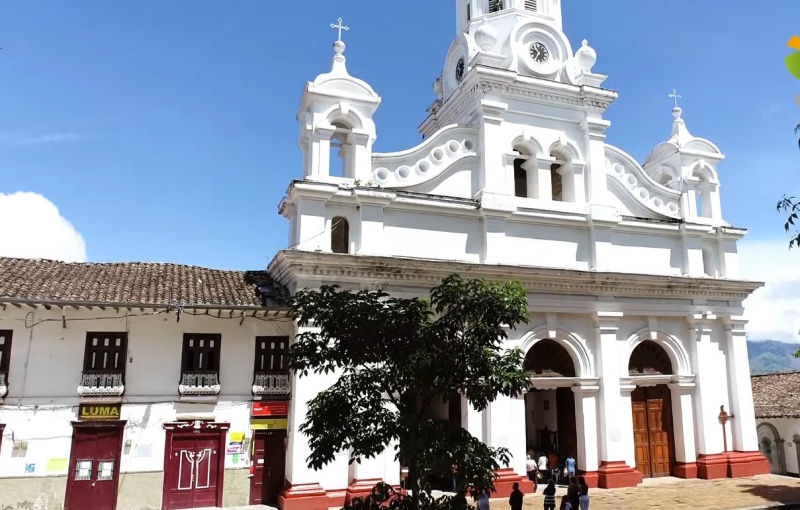 Básilica Menor de la Inmaculada Concepción en Salamina, Caldas