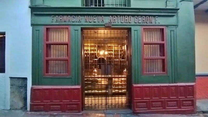 La Farmacia Nueva Arturo Cerón F. Honda, Tolima – Colombia
