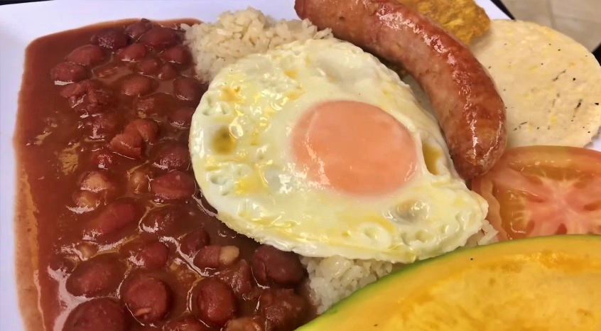 chorizo santarrosano, porque ese siempre ha sido el tradicional de Santa Rosa.
