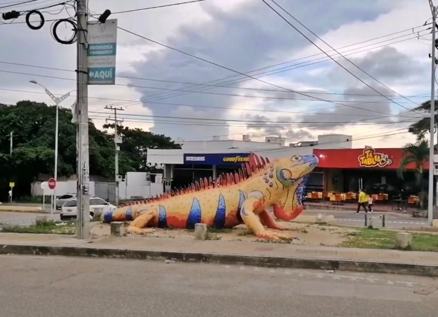 Monumento a la iguana Sincelejo departamento de Sucre Colombia
