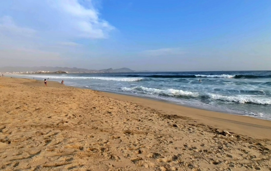 Playa Punta Rocas - Lima Perú