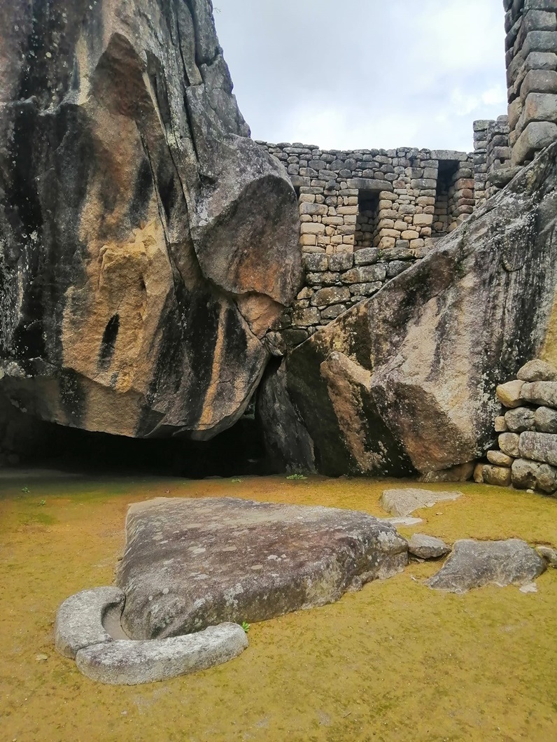 Templo del Cóndor, Machu Picchu Perú