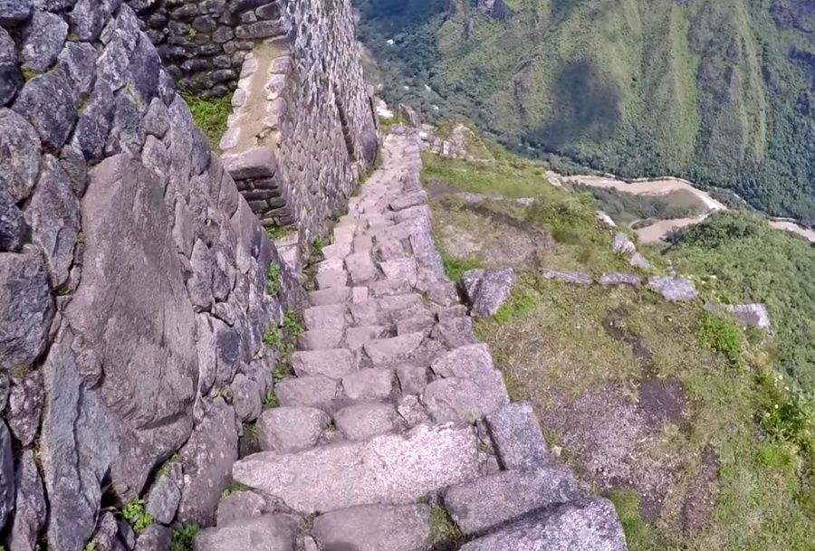 Huayna Picchu Aguas Calientes - Pueblo Machu Picchu Perú