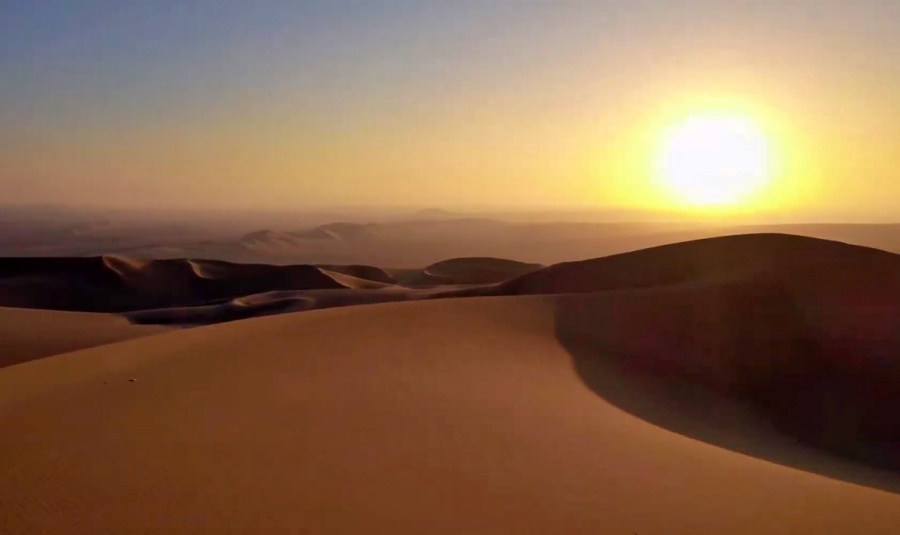 El atardecer en la Huacachina