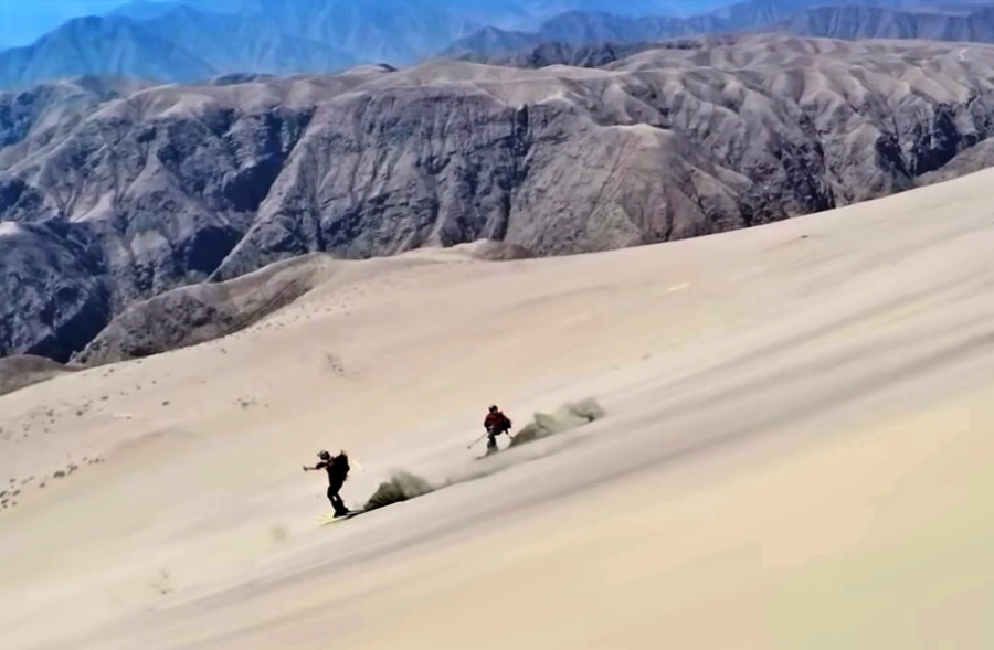 Huacachina significa 'mujer que llora' en quechua.